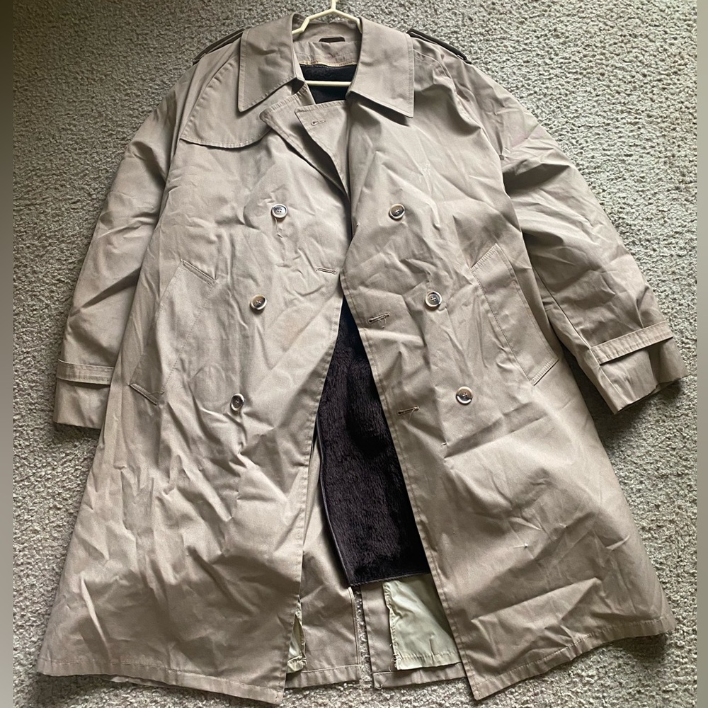 Great Dane Men's Long Khaki Trench Coat Removable Liner Belted